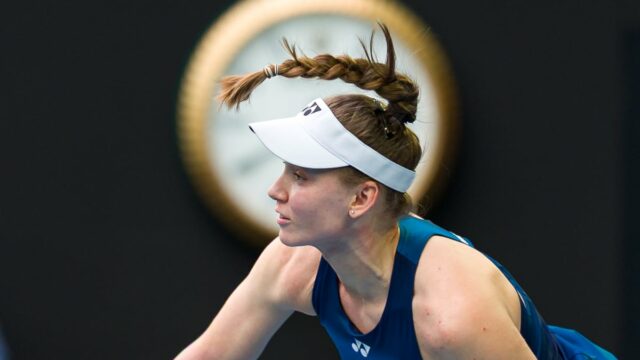 Como assistir Rybakina x Juvan online gratuitamente
