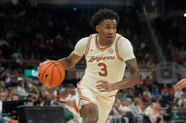 Como assistir Texas vs Oklahoma: transmissão ao vivo de basquete Como assistir Texas vs Oklahoma: transmissão ao vivo de basquete universitário da NCAA, canal de TV