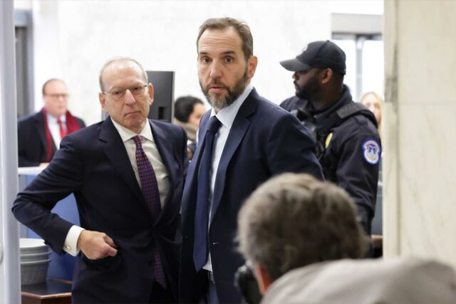 Como assistir ao testemunho de Jack Smith sobre Donald Trump ao vivo online
