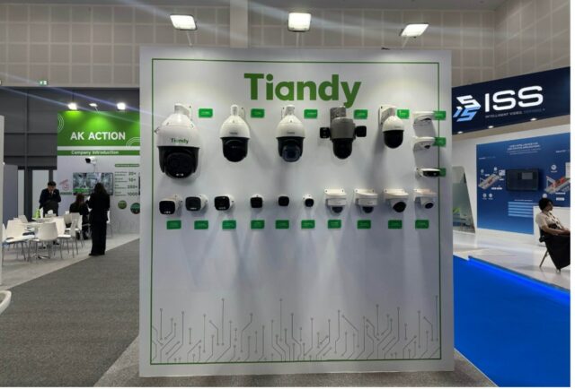 Como uma empresa de tecnologia chinesa está ajudando o Irã a capturar manifestantes
