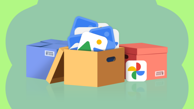 Confio no Google Fotos com minhas memórias, não com meu Uma mão segurando o logotipo do Google Fotos em frente a um fundo colorido repleto de miniaturas de imagens e formas geométricas.