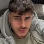 O corpo de Drew Perham, na foto, foi retirado de uma marina, e a polícia prendeu um adolescente sob suspeita de assassinato