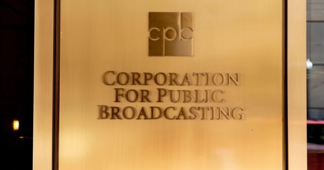 Corporation for Public Broadcasting está fechando oficialmente meses após cortes de financiamento do Partido Republicano
