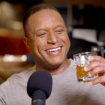 Craig Melvin lança um novo podcast, 'Glass Half Full'. Veja o trailer