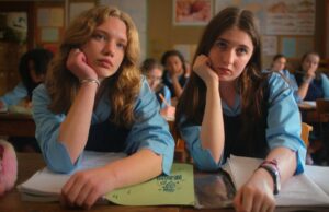 Crítica de ‘Extra Geography’: Delicioso filme de amizade feminina de Molly Manners brilha com humor original e humor britânico desarmante Crítica de 'Extra Geography': Delicioso filme de amizade feminina de Molly Manners brilha com humor original e humor britânico desarmante