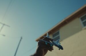 Crítica de ‘Se eu for, eles sentirão minha falta’: Walter Thompson-Hernández, talento para assistir, tece um retrato lírico de um menino à beira da fuga Crítica de 'Se eu for, eles sentirão minha falta': Walter Thompson-Hernández, talento para assistir, tece um retrato lírico de um menino à beira da fuga