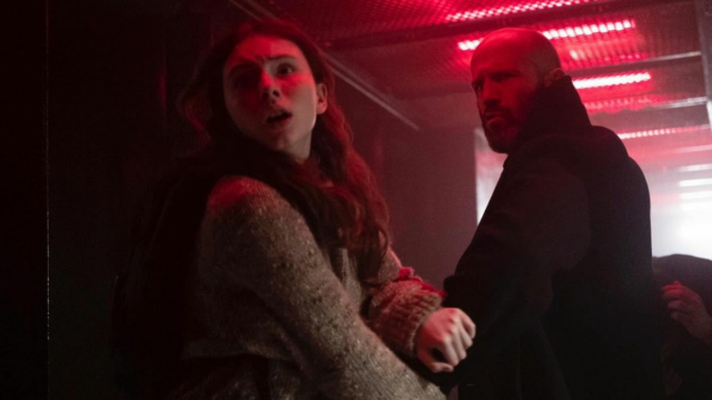 Crítica de 'Shelter': Jason Statham é sua estrela de ação, o melhor em suspense formulado, mas emocionante
