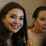 Cronologia da rivalidade de Manohara com a mãe biológica, admite que ela foi submetida a cuidados infantis e tortura