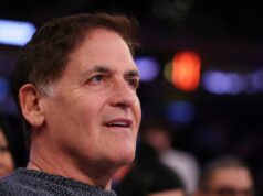 Curt Cignetti, de Indiana, recebe grande impulso cubano para portal de transferência Dallas Mavericks team owner Mark Cuban donated to Curt Cignetti and Indiana for college football