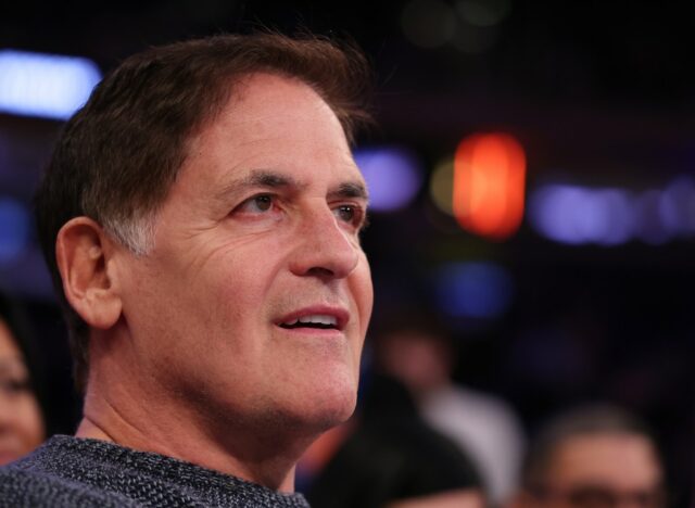 Dallas Mavericks team owner Mark Cuban donated to Curt Cignetti and Indiana for college football