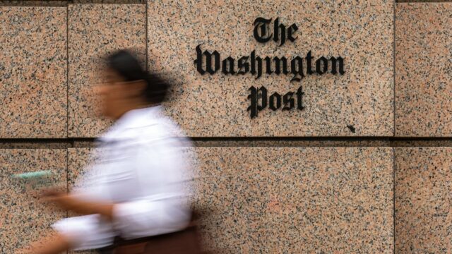 DOJ acusa empreiteiro do Pentágono por supostos vazamentos para repórter do Washington Post após busca do FBI
