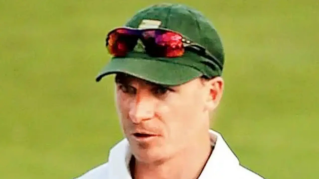 Dale Steyn questiona a exclusão deste marcapasso do T20 WC Dale Steyn questiona a exclusão deste marcapasso do T20 WC 2026 da África do Sul