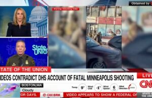 Dana Bash rebate a narrativa de Alex Pretti do comandante da patrulha de fronteira: ‘Onde você tem as evidências?’ | Vídeo O ex-presidente dos EUA Barack Obama e sua esposa e ex-primeira-dama Michelle Obama sobem no palco depois que ela o apresentou no segundo dia da Convenção Nacional Democrata (DNC) no United Center em Chicago, Illinois, em 20 de agosto de 2024