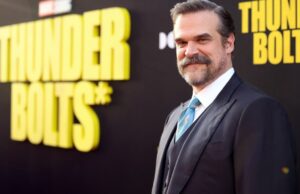 David Harbour sai do drama de holofotes de Tony Gilroy, ‘Behemoth!’ David Harbour sai do drama de holofotes de Tony Gilroy, 'Behemoth!'