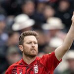 Dawson, da Inglaterra, quer ter sorte pela quinta vez com estreia na Copa do Mundo aos 35 anos