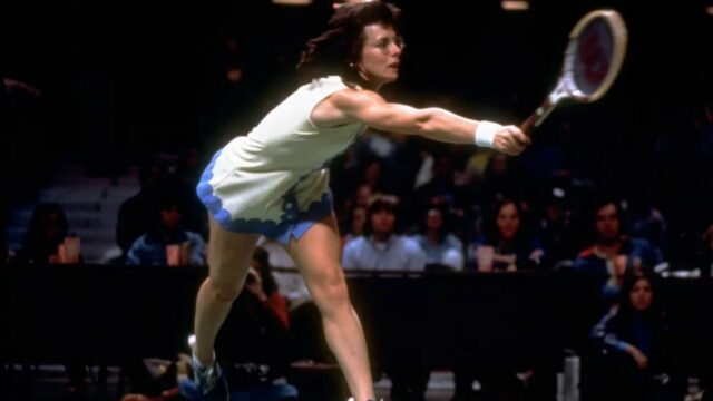'Dê-me a bola!' Crítica: Retrato ferozmente divertido de Billie Jean 'Dê-me a bola!' Crítica: Retrato ferozmente divertido de Billie Jean King como superestrela atlética e heroína cultural