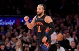 De repente, os escaldantes Knicks conquistam a quinta vitória consecutiva com uma vitória dominante sobre os Trail Blazers O guarda do New York Knicks, Jalen Brunson (11), reage durante o terceiro quarto contra o Portland Trail Blazers no Madison Square Garden.