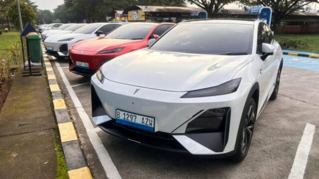 Dê uma olhada no segmento de mercado de carros elétricos Dê uma olhada no segmento de mercado de carros elétricos premium na Indonésia