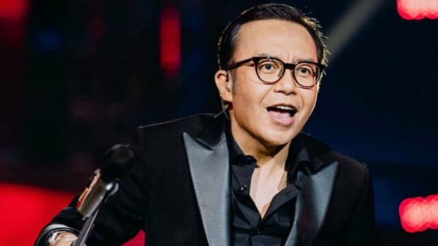 Dearly Joshua expõe os maus hábitos de Ari Lasso: mesmo que meu filho esteja doente, você não pode ir para casa
