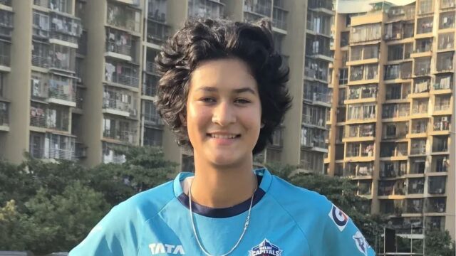 Deeya Yadav se torna a estreante mais jovem da WPL
