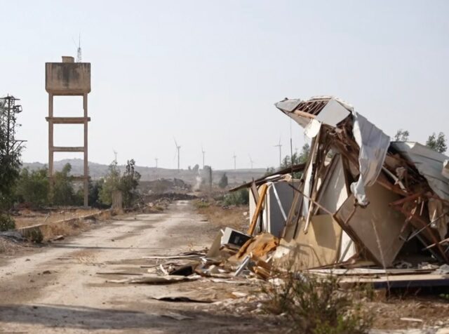 Delegação síria encontra-se com israelenses em Paris em meio a violações de soberania
