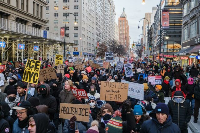 Desculpe, AOC – a cultura de protesto não é americana
