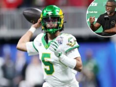 Desculpe, fãs dos Jets – Dante Moore deveria resistir à tentação do recrutamento da NFL e permanecer no Oregon Desculpe, fãs dos Jets – Dante Moore deveria resistir à tentação do recrutamento da NFL e permanecer no Oregon