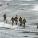 Dinamarca aumenta defesas na Groenlândia enquanto Trump se concentra no controle do território