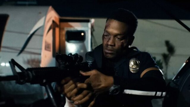 Diretor de 'Night Patrol' sobre a inclusão de comentários sociais em um filme policial de vampiros e a atuação da alegria dos rappers
