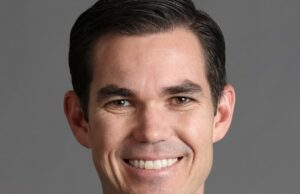 Disney nomeia Jimmy Zasowski para presidente de distribuição de plataforma da Disney Entertainment, ESPN Disney nomeia Jimmy Zasowski para presidente de distribuição de plataforma da Disney Entertainment, ESPN