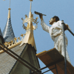 'Disneyland Handcrafted': a diretora Leslie Iwerks sobre como 'The Imagineering Story' inspirou seu último documento da Disney e a nota que Bob Iger deu a ela