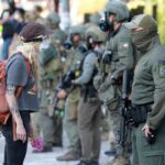 Dois feridos em tiroteio com agentes federais dos EUA em Portland: relatório