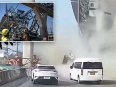 Dois mortos na Tailândia depois que um guindaste caiu na estrada – um dia depois que o guindaste da mesma empresa de construção caiu no trem, matando 32 Dois mortos na Tailândia depois que um guindaste caiu na estrada - um dia depois que o guindaste da mesma empresa de construção caiu no trem, matando 32