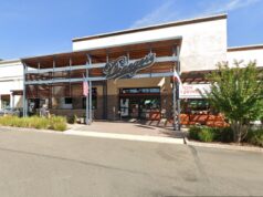 Draeger’s fechará loja em Danville no Blackhawk Plaza quase vazio Draeger's fechará loja em Danville no Blackhawk Plaza quase vazio