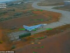 Drones ucranianos destroem aeronaves militares avaliadas em US$ 1 bilhão em ataques ousados dentro da Rússia após a Operação Teia de Aranha Imagens dramáticas mostraram drones atingindo com sucesso os aviões em cinco aeródromos militares diferentes