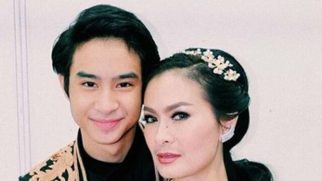 É a resposta de Dahlia, Devano remove o sobrenome É a resposta de Dahlia, Devano remove o sobrenome