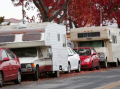 East Palo Alto registra outro ano sem assassinatos, sinalizando uma mudança em um passado violento East Palo Alto registra outro ano sem assassinatos, sinalizando uma mudança em um passado violento