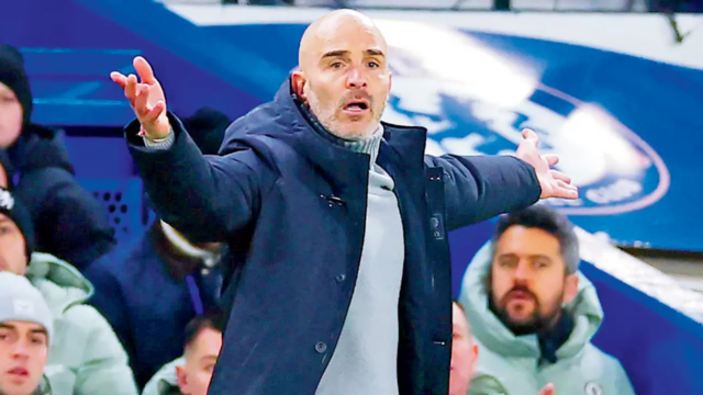 Enzo Maresca deixa o cargo de técnico do Chelsea após 18 meses
