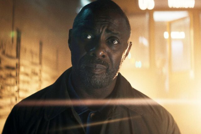 Episódio 3 da 2ª temporada de 'Hijack' mata (SPOILER) em Episódio 3 da 2ª temporada de 'Hijack' mata (SPOILER) em uma reviravolta comovente