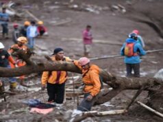 Equipe SAR continua busca por 65 vítimas desaparecidas do deslizamento de terra de Cisarua, West Bandung Equipe SAR continua busca por 65 vítimas desaparecidas do deslizamento de terra de Cisarua, West Bandung