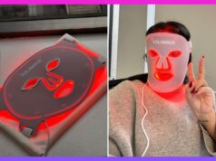 Esta máscara facial de LED me deu aquela aparência de ‘brilho de dentro’ – veja quanto tempo demorou Máscara de fototerapia Solawave LED rosa com recortes para olhos, nariz e boca e tiras elásticas brancas.