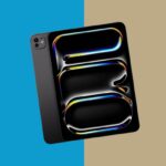 Uma pessoa usa um Apple Pencil para desenhar em um iPad.