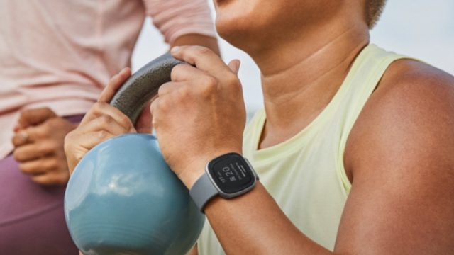 Este pode se tornar seu novo parceiro de fitness para Pessoa usando Fitbit Versa 4