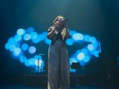 Estreia internacional de Meiska Adinda, abre concerto de Sammy Simorangkir ao vivo em KL Estreia internacional de Meiska Adinda, abre concerto de Sammy Simorangkir ao vivo em KL