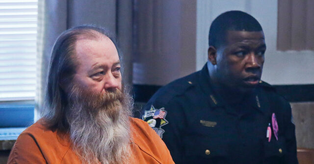 Estuprador e assassino em série que 'deixou o rastro de Estuprador e assassino em série que 'deixou o rastro de famílias devastadas' aguarda execução em Oklahoma