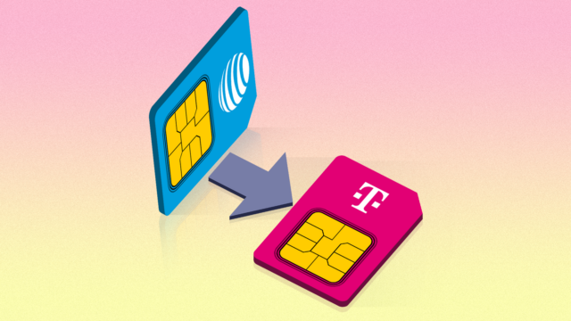 Um smartphone contra um fundo amarelo mostrando o logotipo da T-Mobile na tela 