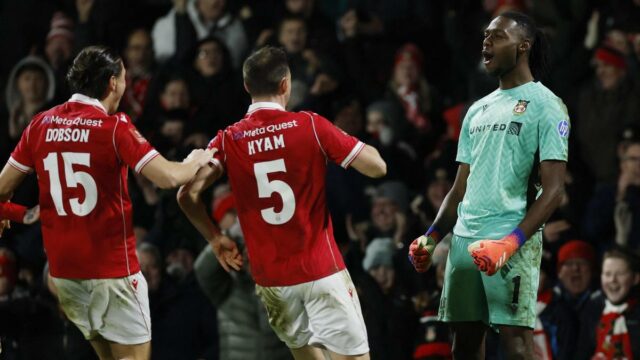 FA Cup 2025-26: Wrexham nocauteia Nottingham Forest em suspense da terceira rodada
