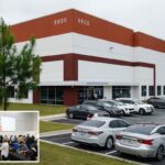 FBI invadindo escritório eleitoral da Geórgia em caso relacionado às eleições de 2020