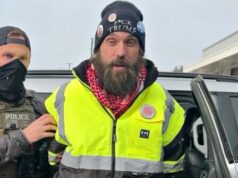 FBI prende ativista de esquerda que disse a AG Pam Bondi para ‘Venha e me pegue’ após invadir o serviço religioso em Minnesota FBI prende ativista de esquerda que disse a AG Pam Bondi para 'Venha e me pegue' após invadir o serviço religioso em Minnesota