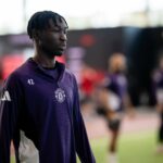 Sekou Kone treinando com o Manchester United